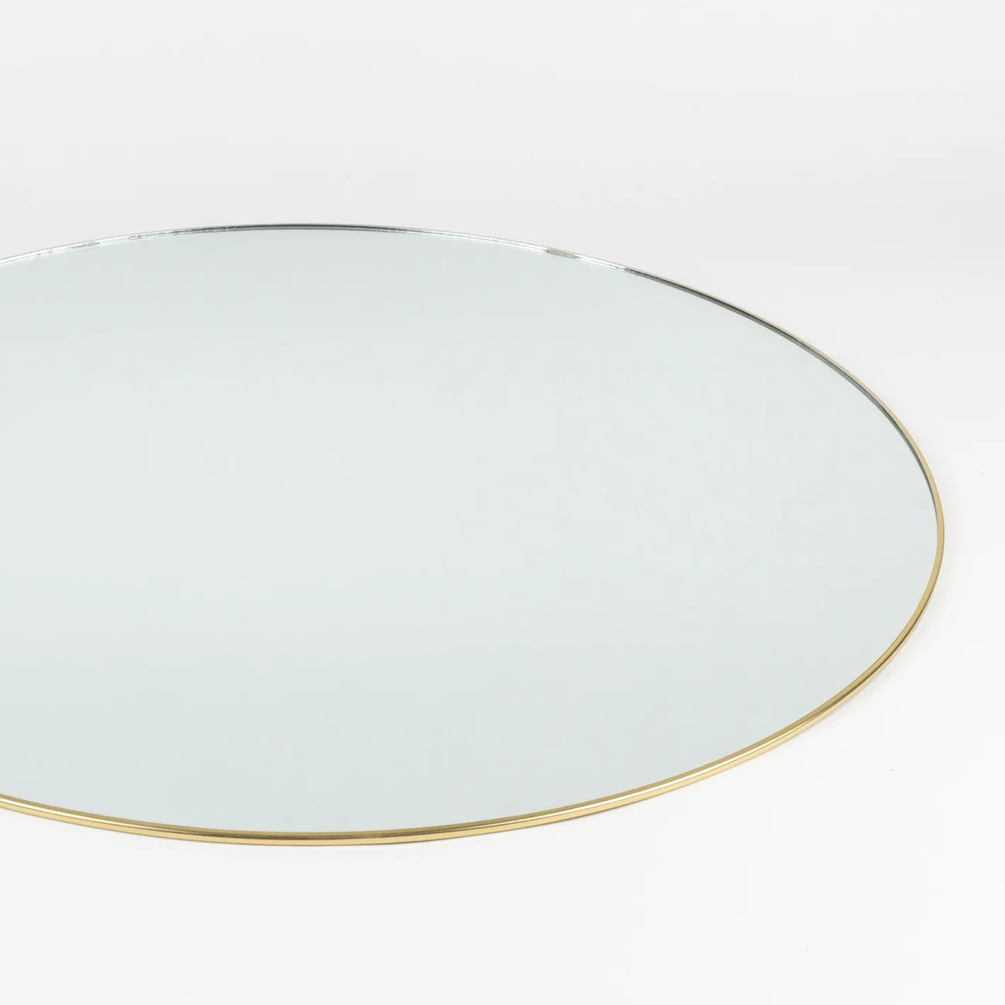 Espejo de pared redondo de metal dorado Orión Ø55cm^Casa Viva Clearance