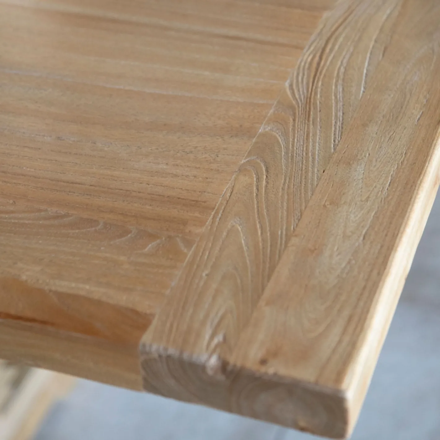 Mesa de comedor extensible de madera de olmo reciclada Toulouse 160/220x80x76cm^Casa Viva Clearance