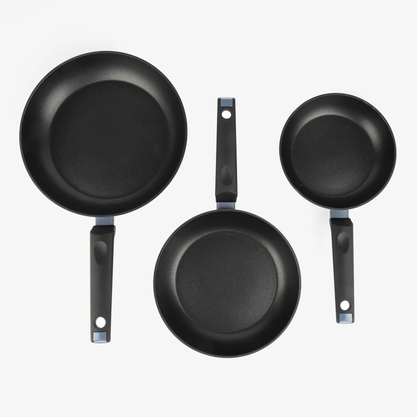 Set de 3 sartenes de aluminio forjado 18-22-26cm^Casa Viva Online