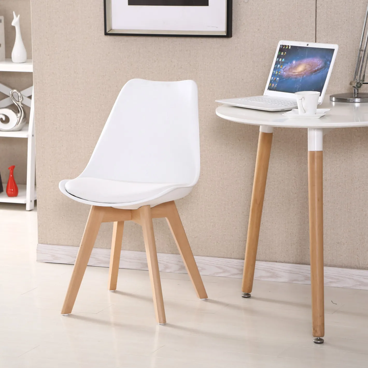 Silla de comedor blanca acolchada Leisure 50x47x81cm^Casa Viva Sale