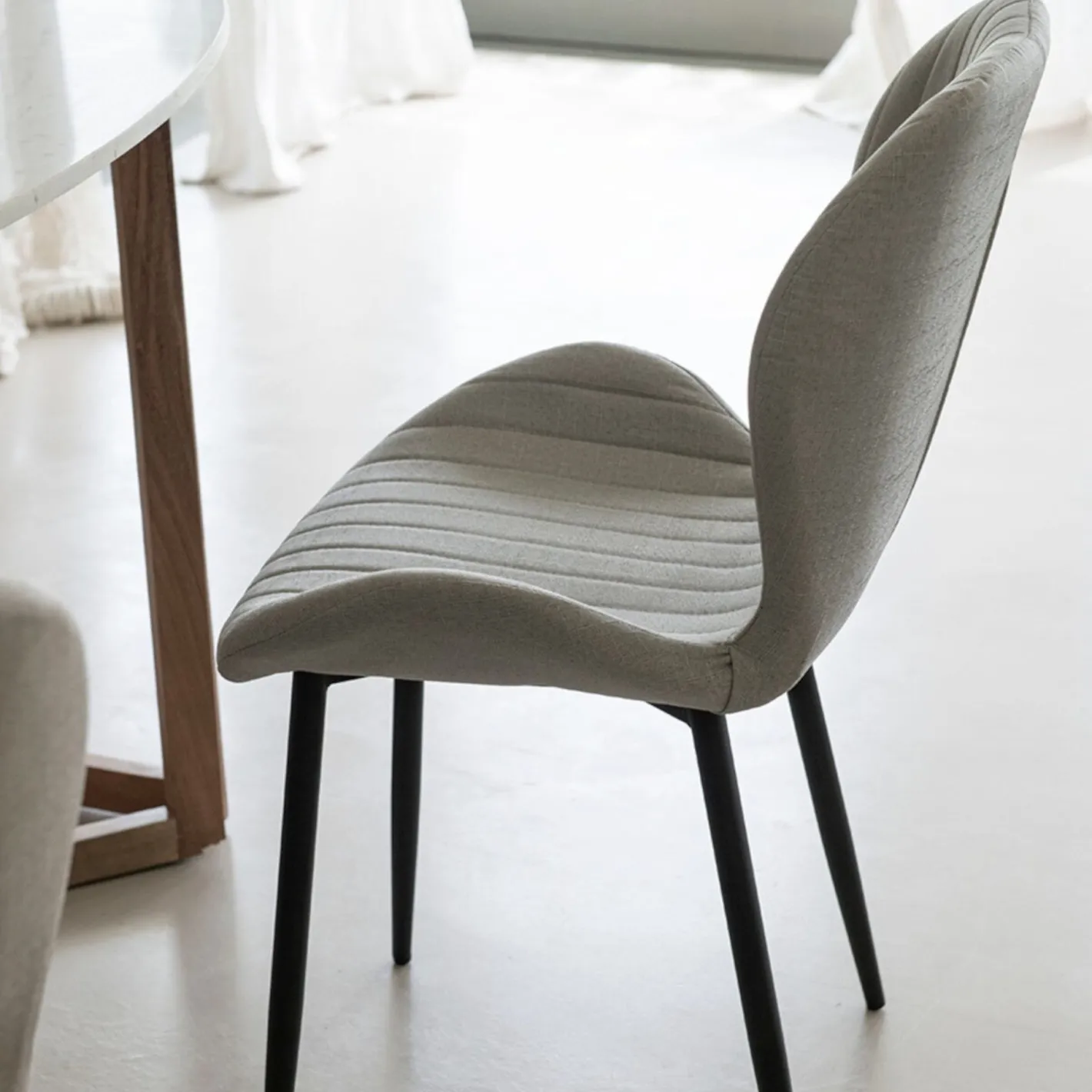 Silla de comedor gris Lydia 54x50x86cm Clau&Chloe^Casa Viva