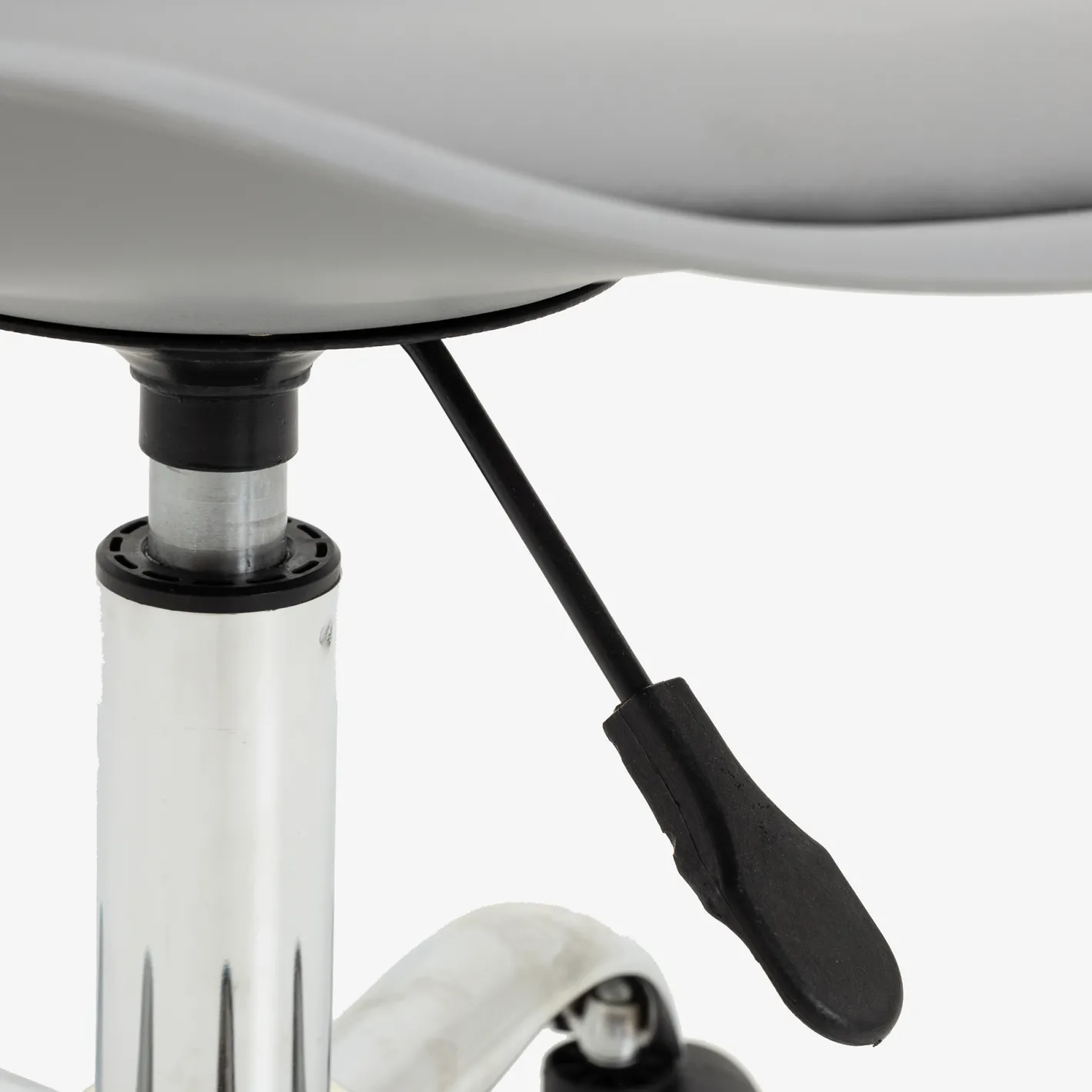 Silla de oficina con ruedas gris Tulip 48x55x45cm^Casa Viva Outlet