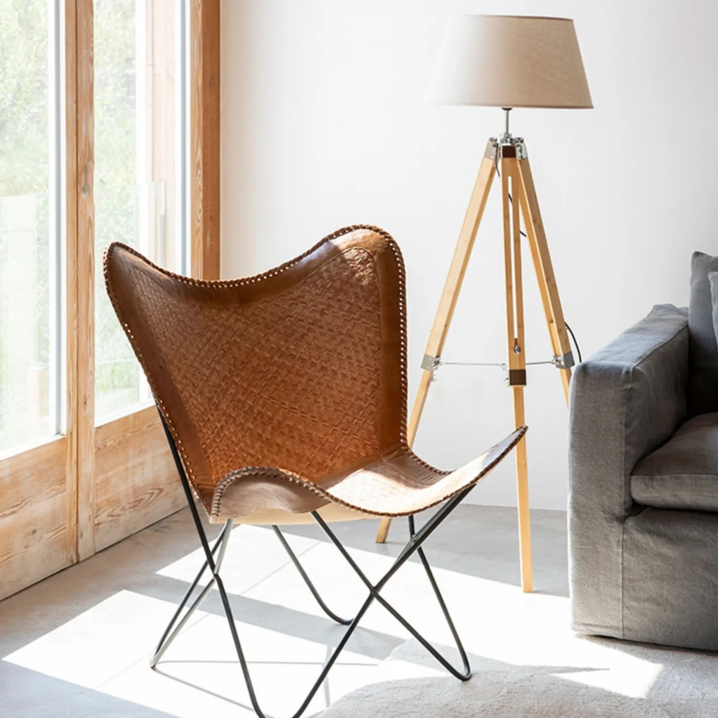 Silla mariposa de cuero y ratán marrón Katy 72x78x92cm^Casa Viva Sale